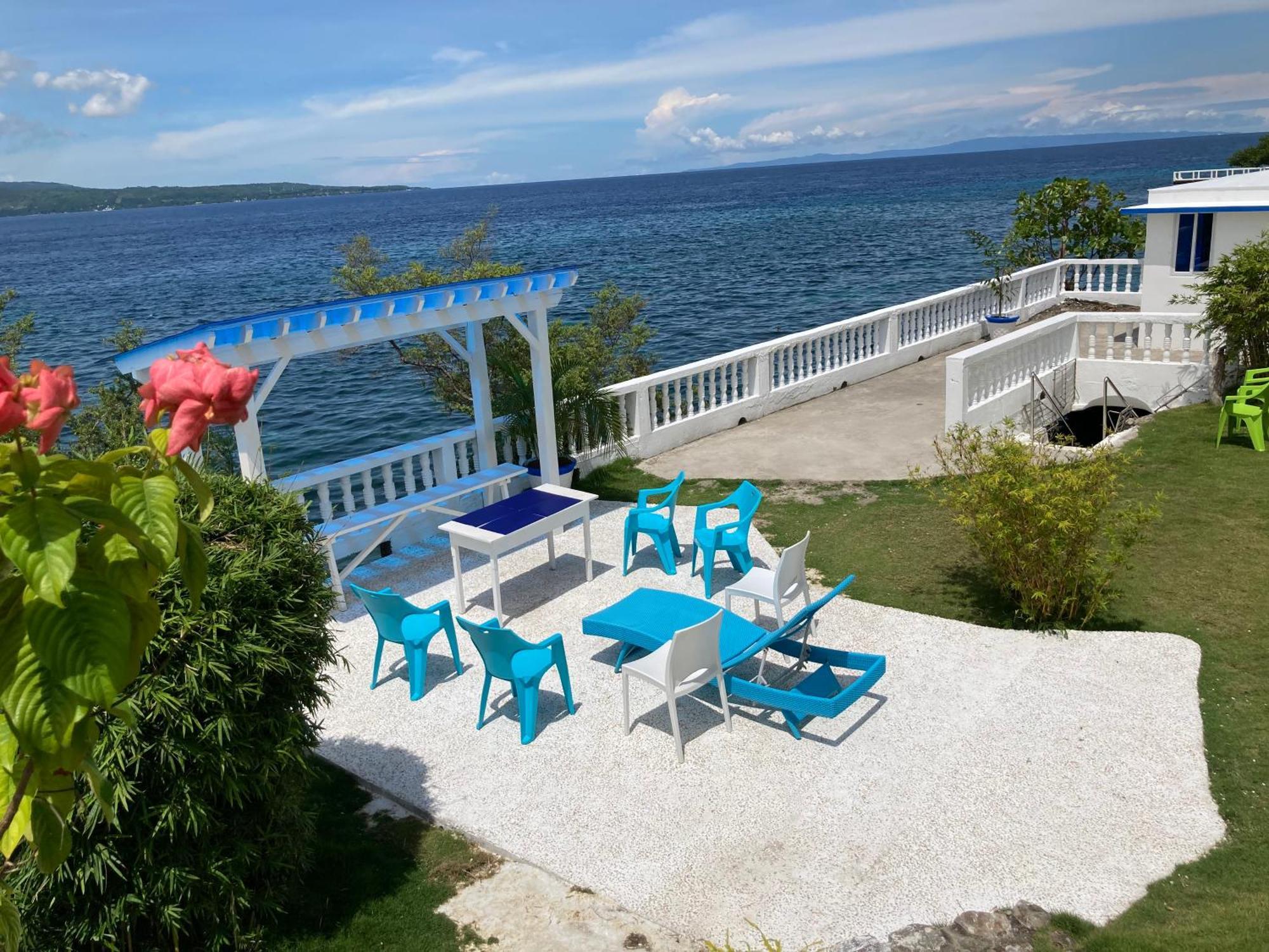 1888 Beach Resort Dumaguete City Extérieur photo