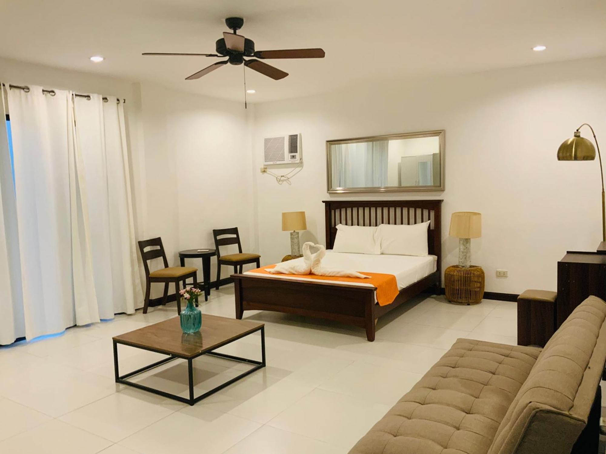 1888 Beach Resort Dumaguete City Extérieur photo