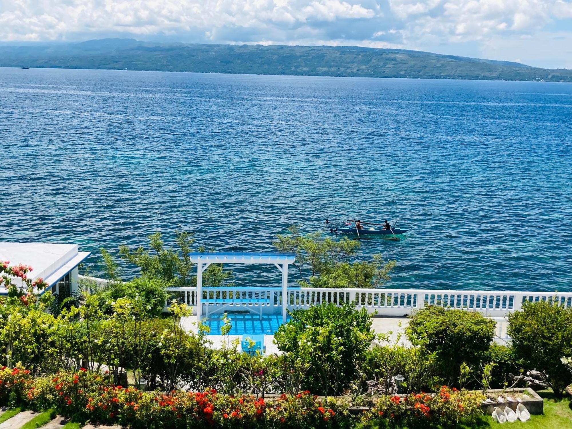 1888 Beach Resort Dumaguete City Extérieur photo